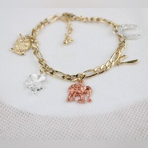 Women’s Gold plated bracelet 7.5”